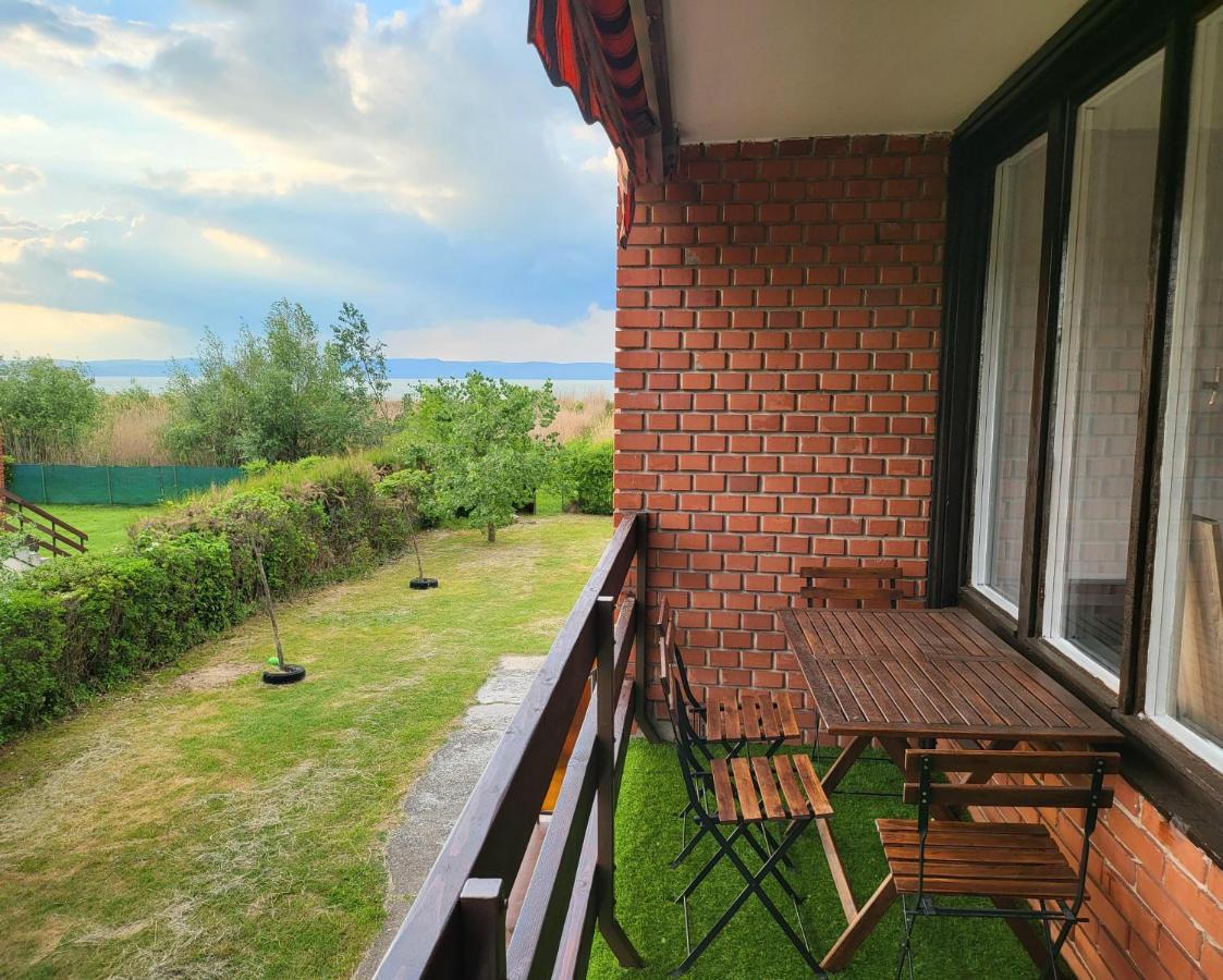 Balatonic Apartman Замарді Екстер'єр фото